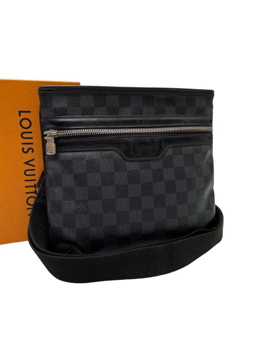 Louis Vuitton Damier Graphite Thomas Shoulder Bag Black